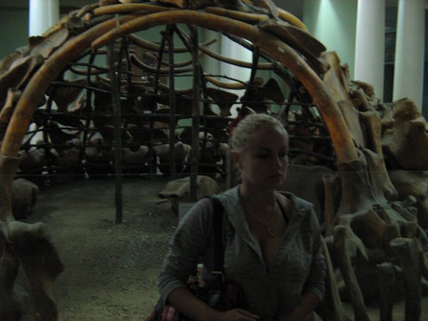 Мои путешествия. Елена Руденко. Киев (Научно-природоведческий музей.  ). 2009г. X_cd7be051